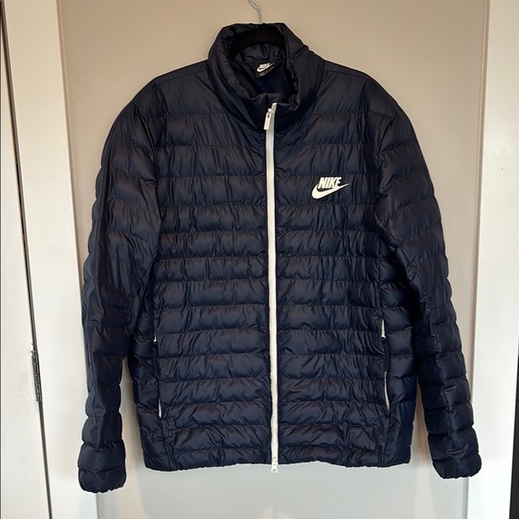 Nike Other - Nike Navy Blue Puffer Jacket Lightweight Quilted Design - Large